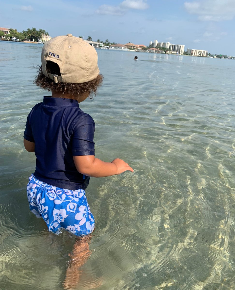 Alexa, play 'Under the Sea' from The Little Mermaid 😁🐠 Happy first day of summer featuring our former resident, Gabriel!

#summertime #underthesea #staycation #soflo #tequestafl #jupiterfl #beachday #toddlerlife #kidsactivities #paradise #motherhood