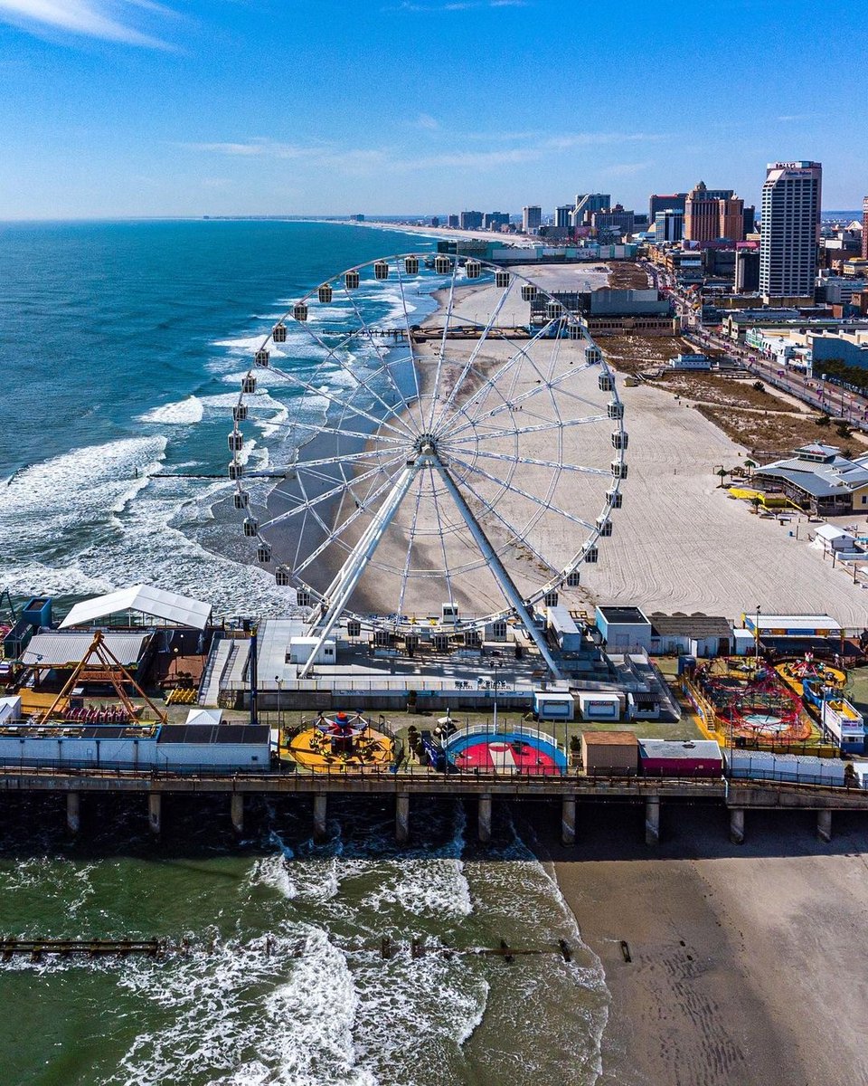 Beach, Boardwalk, and summer bliss. ✨☀️

Happy #FirstDayofSummer! 

📸: IG jerseyphotographer

#ExperienceAtlanticCity #AtlanticCity #VisitAC