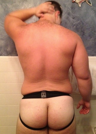 TuckyLucker's tweet photo. And just a bit more #dudebutt for ya fellas cuz #AssWednesday only cums around once a week & there's so much #mantail all around us to enjoy even if it's only in our head so take care of each and thx for hangin with me for a minute fellas it's very often the best part of my day https://t.co/IiIsckiDmS