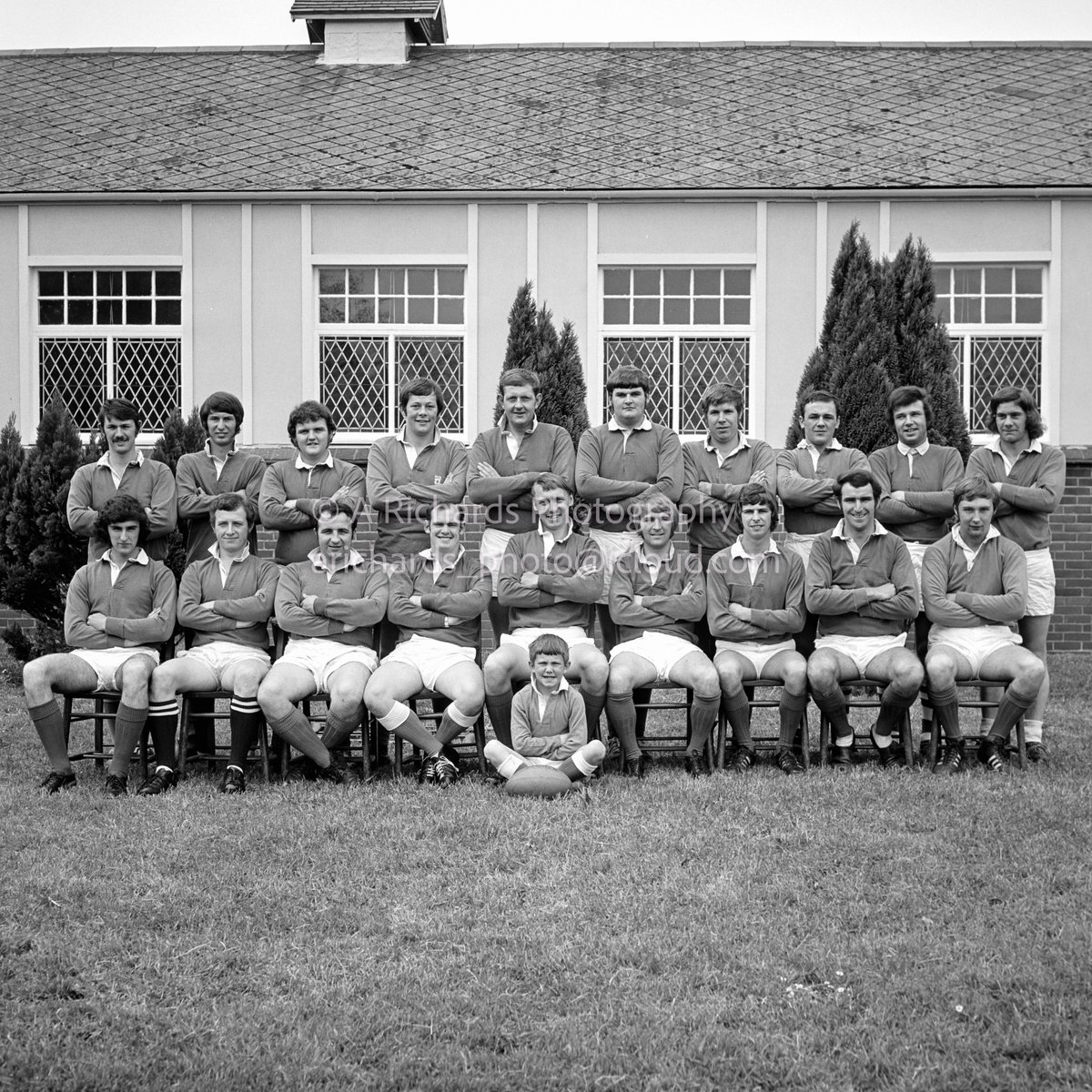 Essex_Welsh_Ref's tweet photo. More classic rugby images from deep in the archives...

Loughor RFC 1st and 2nd XV teams along with a photograph of the Committee taken in 1971.    

A few West Wales legends there!

@LoughorRFC https://t.co/WrUAci0521