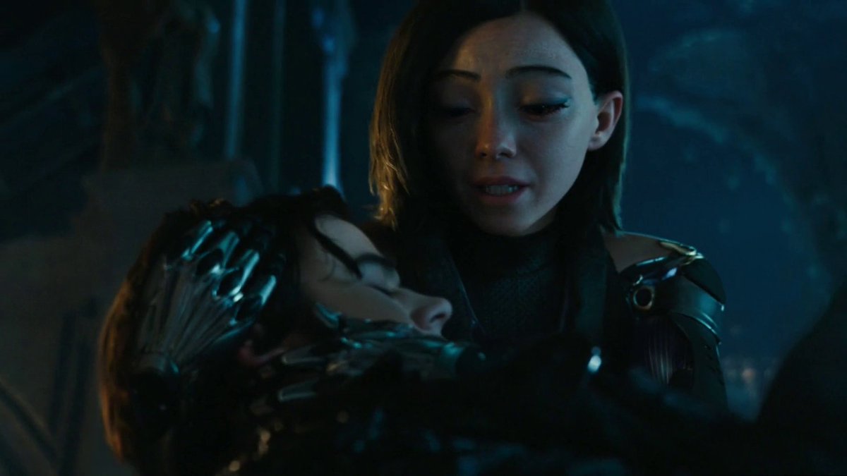 Alita_Warrior_99 ⚔️😇 on Twitter "I spotted a continuity error