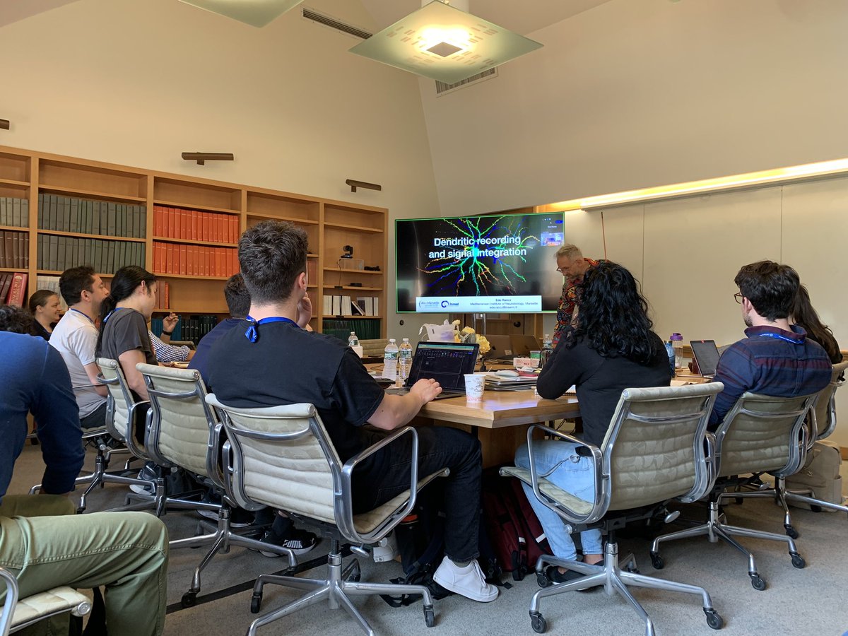 Annalisa Scimemi (@annalisa4fun) on Twitter photo Welcome to the Ion Channels course @ranczlab! Dendritic patching for the day! <a href="/CGrienberger/">Christine Grienberger</a> <a href="/N_Wanaverbecq/">N Wanaverbecq</a> @JanGrundemann <a href="/giraldezT/">Teresa Giraldez</a> <a href="/cshlcourses/">CSHL Courses</a> Welcome to the Ion Channels course @ranczlab! Dendritic patching for the day! <a href="/CGrienberger/">Christine Grienberger</a> <a href="/N_Wanaverbecq/">N Wanaverbecq</a> @JanGrundemann <a href="/giraldezT/">Teresa Giraldez</a> <a href="/cshlcourses/">CSHL Courses</a>