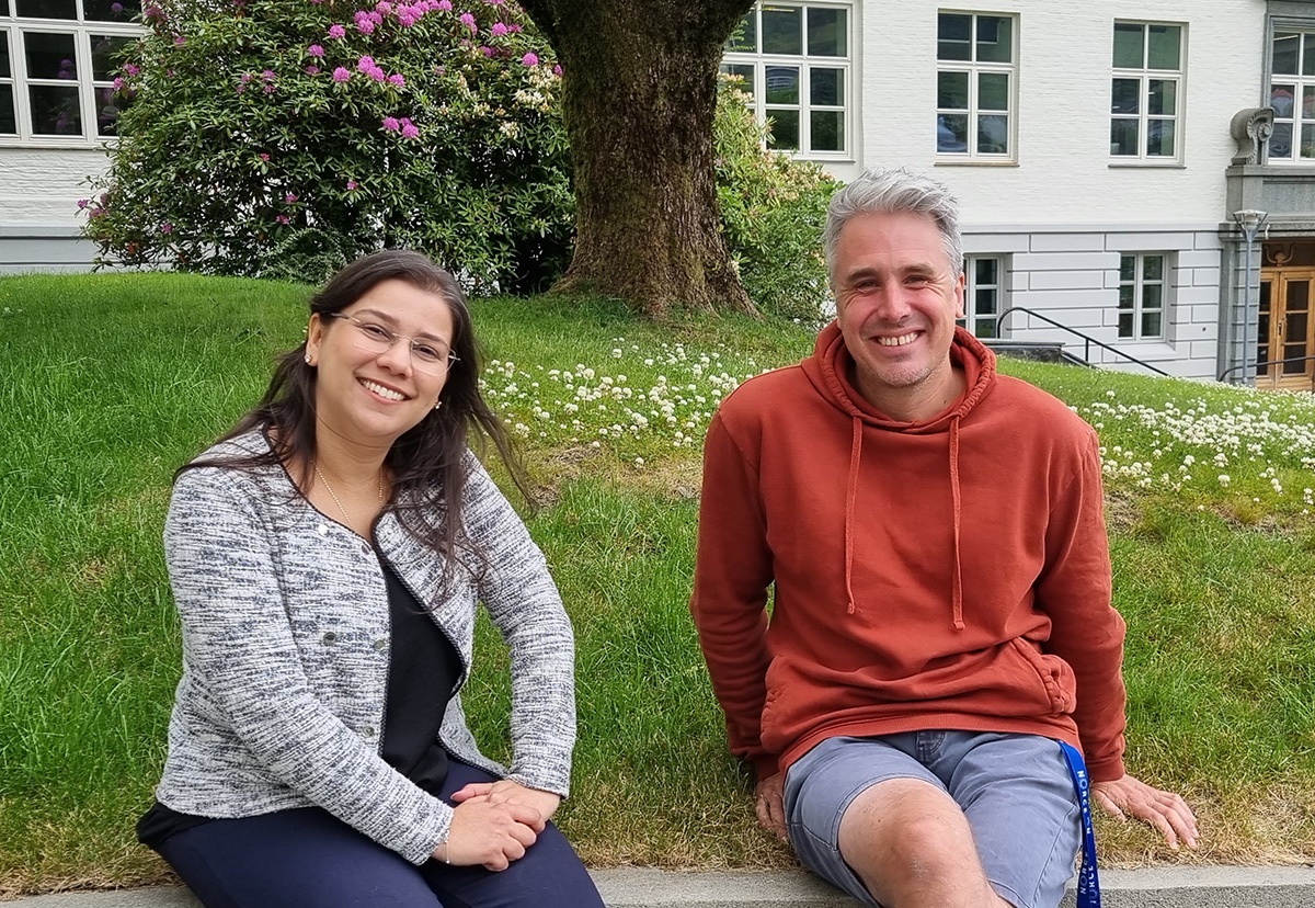 We met Isabelle Oliveira @MonsoonMat for a chat in the garden after the TRIATLAS/CANEMS article writing workshop. Learn about their experience here. #TRIATLASeu @Geofysen @BjerknesBCCR triatlas.w.uib.no/2023/06/21/lea…