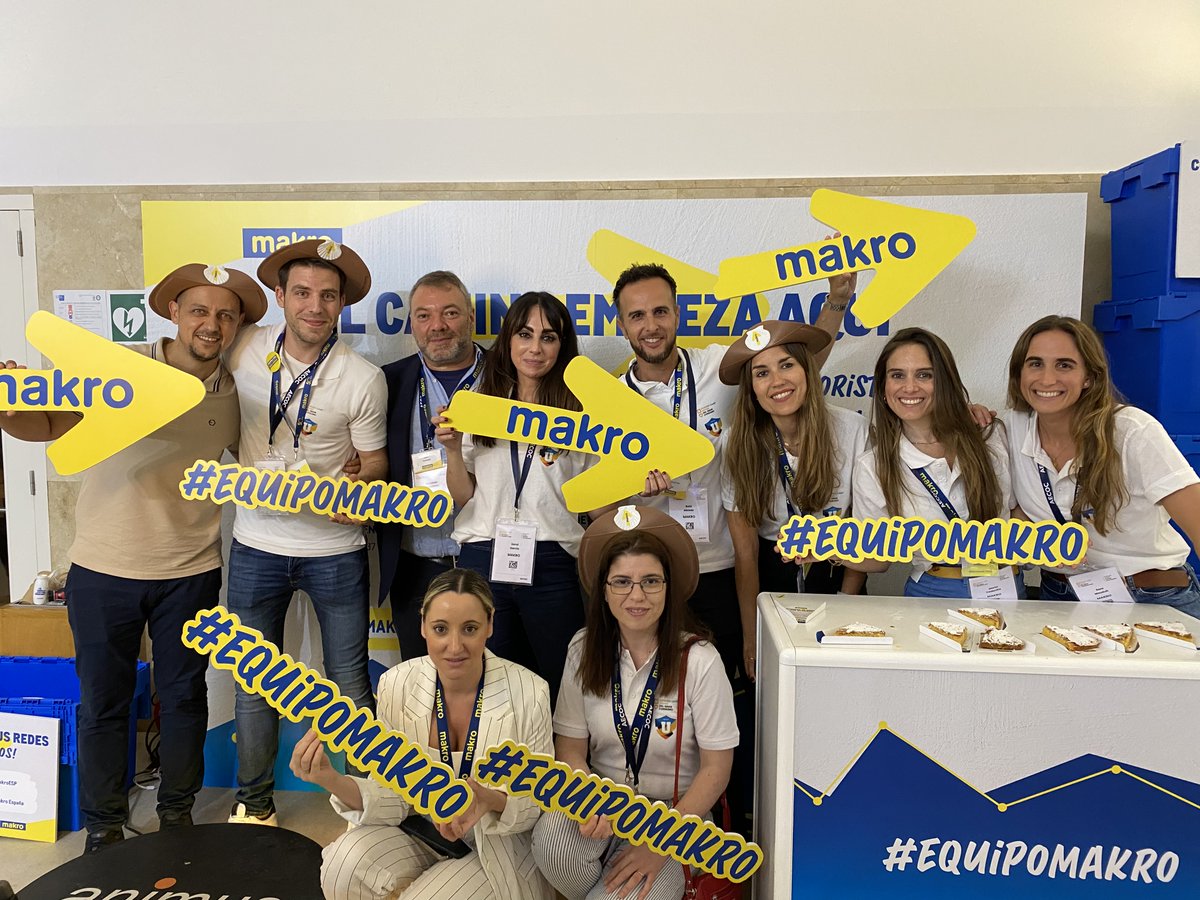 Makro España tweet media