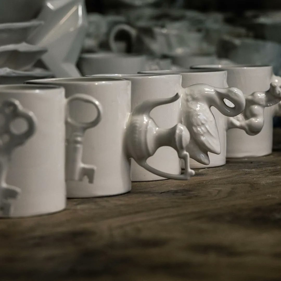 MakersWales's tweet image. Cwpan Coffi Espresso, gan Eluned Glyn
#coffi #espresso #cwpan #gwneudyngnghymru #ffacoffi #yagym #elunedglyn #cerameg