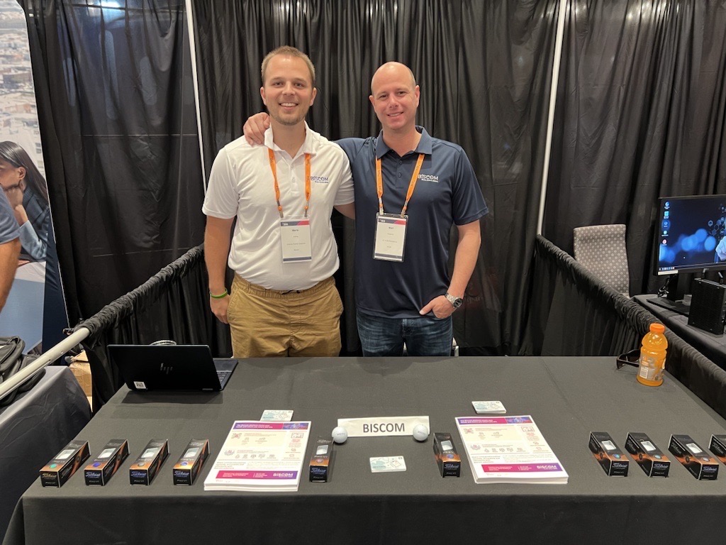 Biscom's tweet photo. ⏰ Stop by the Biscom booth today at SHI EUC Summit to say 👋 to Merle and Matt, learn how Biscom can help to make your workflows more efficient, and get a gift card for some ☕!

#PartneringWithSHI #Biscom #Fax https://t.co/ozuvahLILI