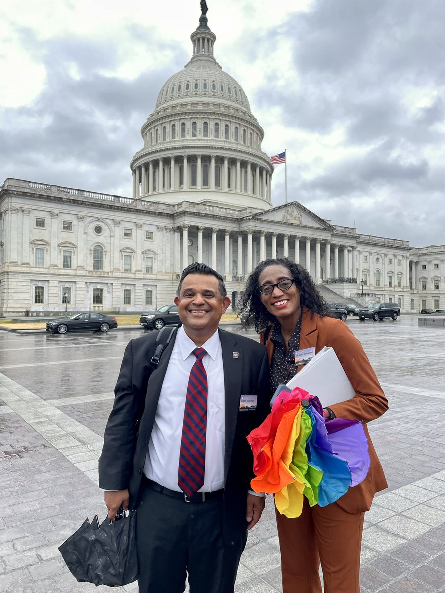 The rain can’t dampen our Bobcat pride at the United States Capitol this morning. Excited to visit with our Texas Congressional Delegation. 
With <a href="/akroundtree/">Aimee Roundtree</a> <a href="/AustinChamber/">AustinChamber</a> 
#ATXinDC #TXST #TxStateResearch