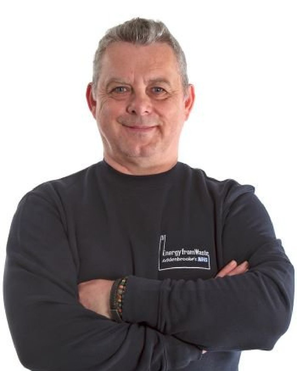 Mett Craig, senior fire safety advisor and John, incinerator shift manager. 

Read more about Craig: orlo.uk/vzs0U

Read more about John: orlo.uk/YI59N

#MyCUHStory #HealthcareEstatesandFacilitiesWeek.