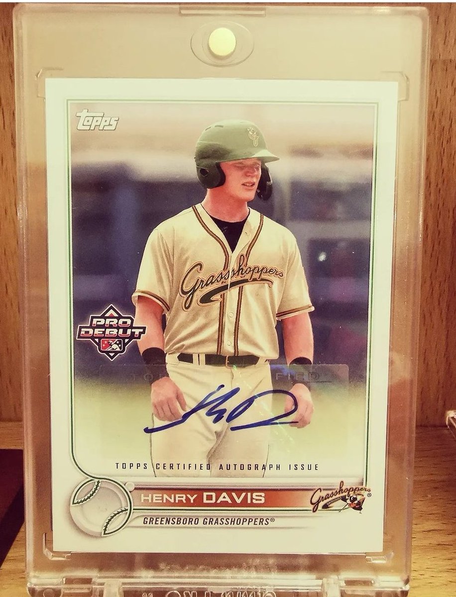 Congratulations @henrydavis32 Welcome to the Show Here's my pull from 2022 Topps Pro debut #MLB #baseballcard @Topps #topps #toppsprodebut #PittsburghPirates #henrydavis #Collectibles #toppsbaseball