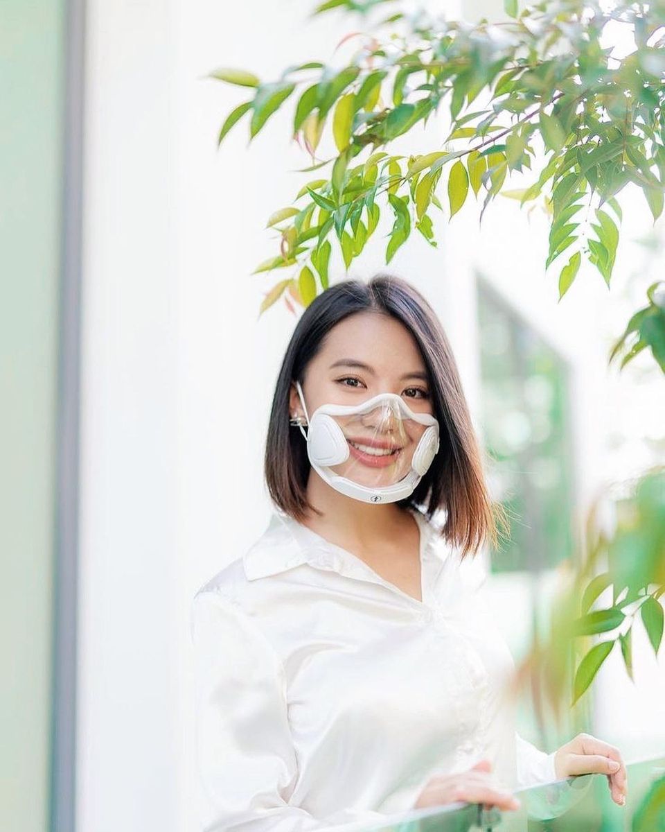 Jelli_M1's tweet photo. Spread some positivity through your smile. With Jelli, you can let the world see your smile 😄😄 https://t.co/FVchYzFT2B