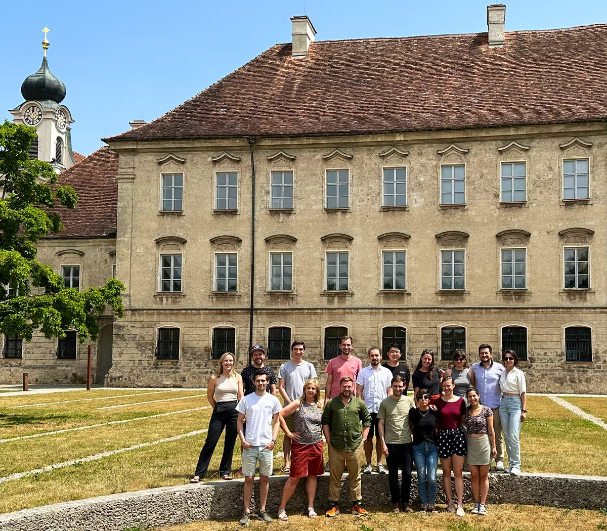 It’s a wrap. Over the last 3 days we were refining our research & teaching strategy focusing on #accessibilityplanning, #mobilityjustice, #mobilityconcepts & #governance. Many thanks to @TU_Muenchen & @ed_tum for this valuable opportunity to stay at Raitenhaslach monastery. #TUM