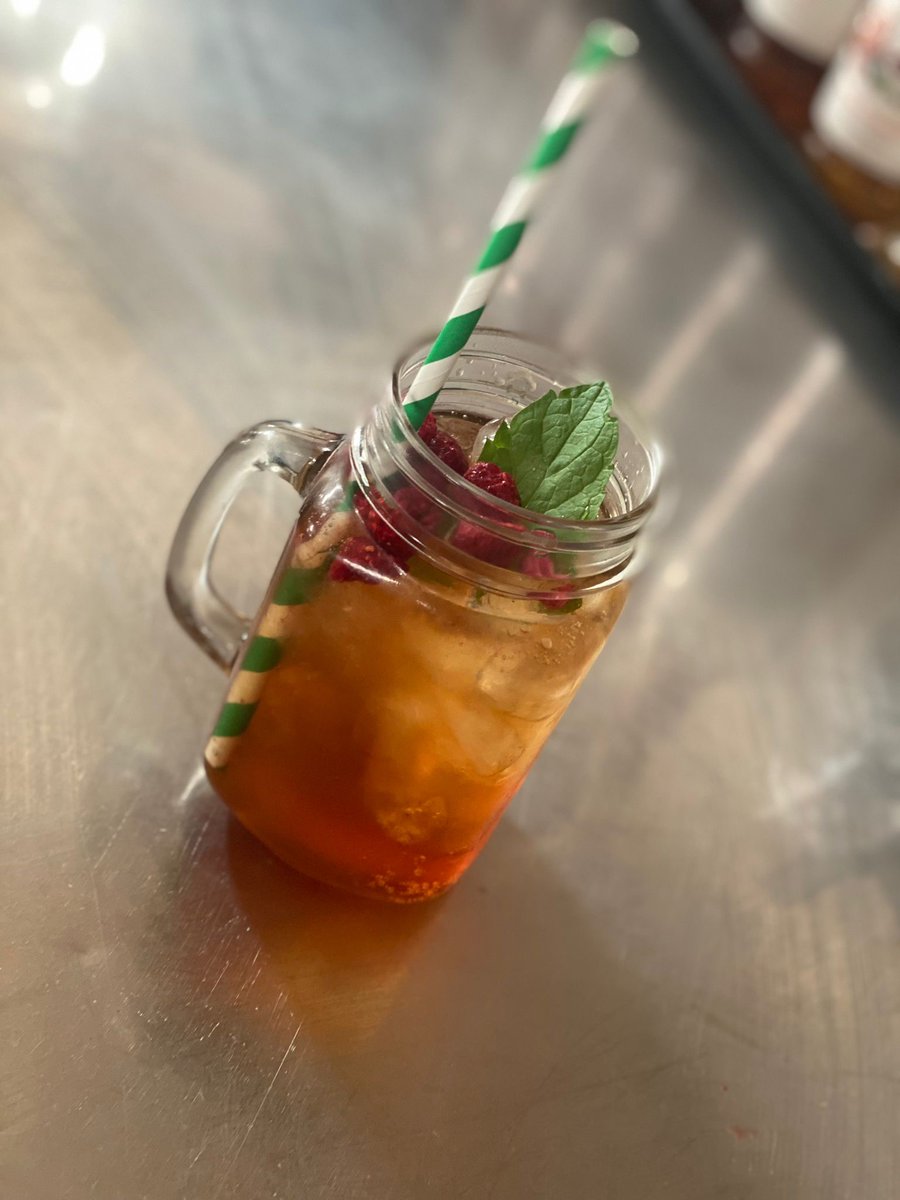 RovesFarmShop's tweet photo. Enjoy an Iced Tea at the Café... a much needed treat during this warm weather! 🫠  Choose from raspberry, passionfruit &amp; raspberry or peach. 🍑

#icedtea #summerdrinks🍹☀️ #rovesfarm #cafe #swindon #wiltshire #oxfordshire https://t.co/ElUd7gpL57