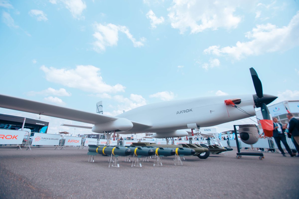 La France a enfin son drone MALE avec l’Aarok, développé en secret par Turgis et Gaillard qui a su disrupter les habitudes de l’industrie.

100% français, adaptable, il vient combler un manque criant à l’heure où le drone de combat ne cesse de gagner en importance. #SIAE2023