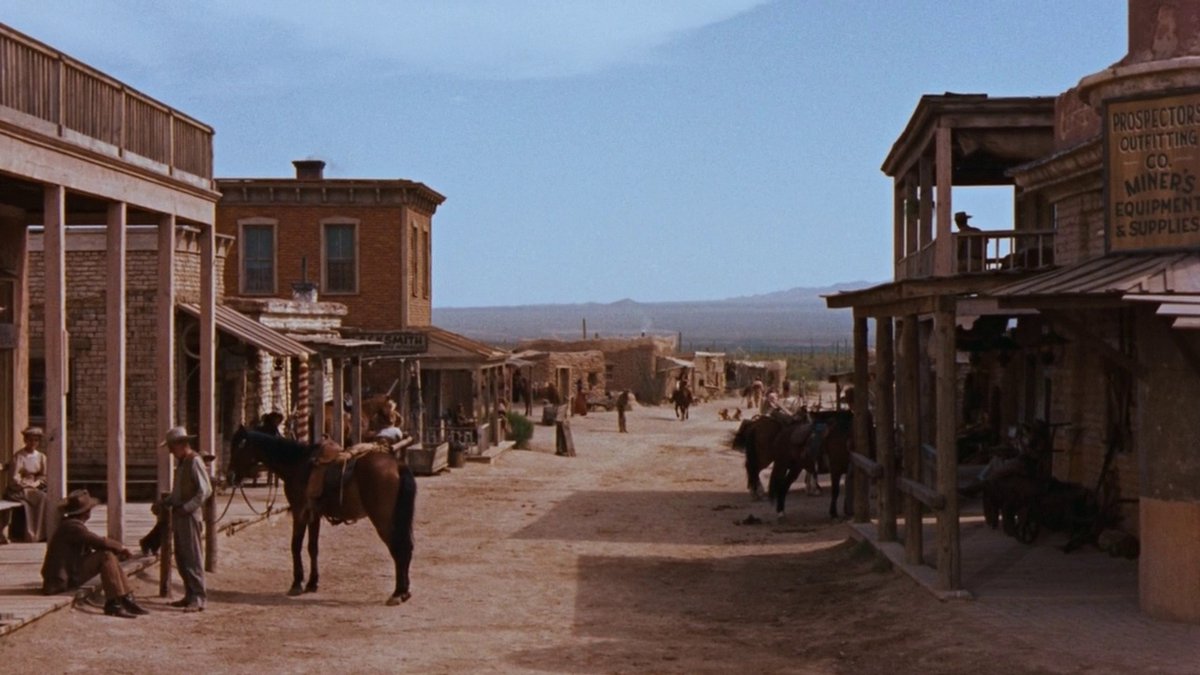 #Bales2023FilmChallenge
June 21 - Filmed in Arizona

RIO BRAVO (Hawks, 1959)

Filmed at Old Tucson Studios