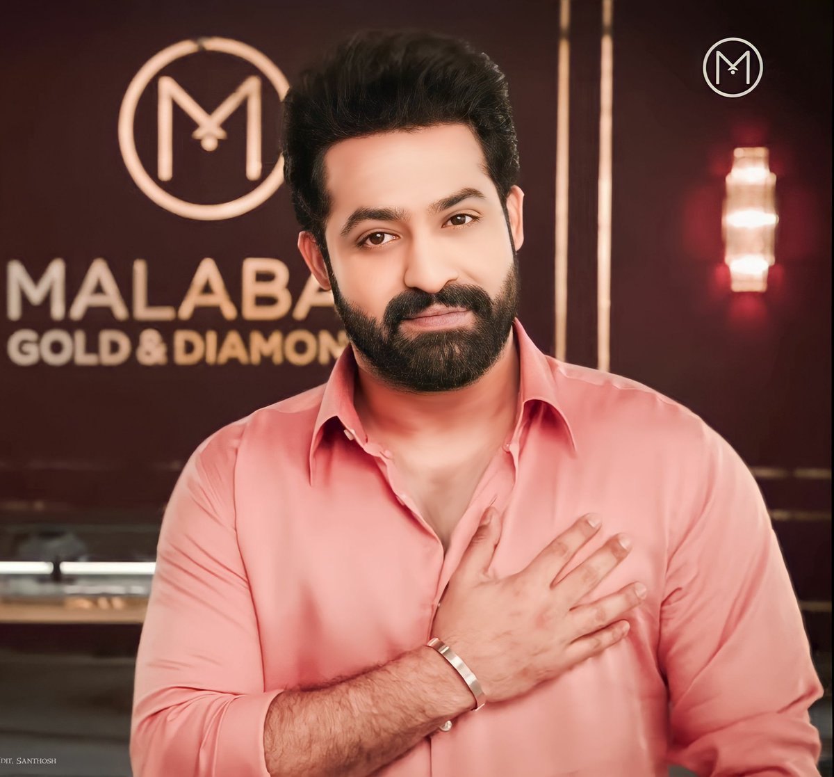 Tiger too Cute @tarak9999 😻🌜

#Devara  #ManOfMassesNTR