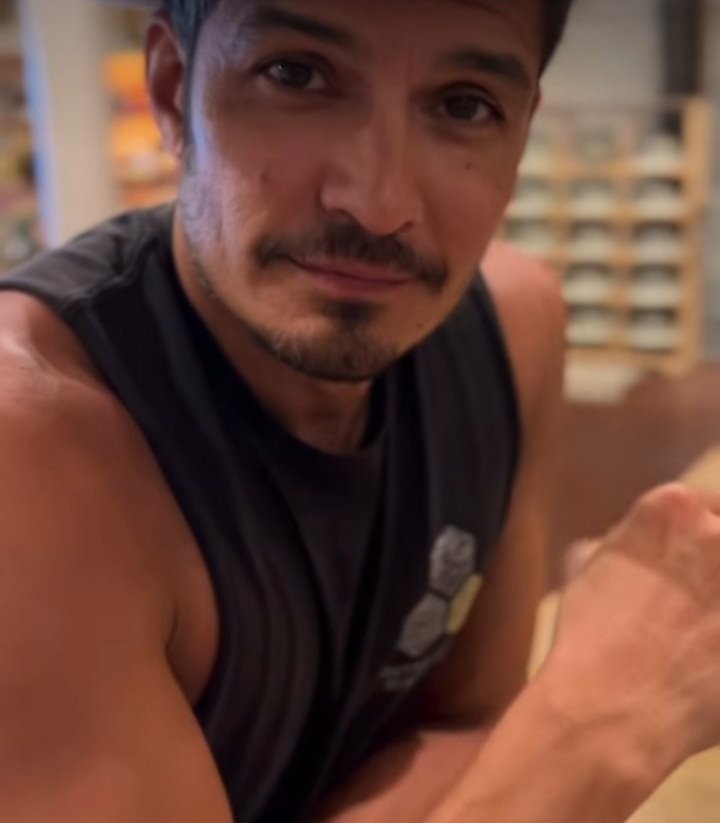 Such a amazing man ❤ #NicholasGonzalez