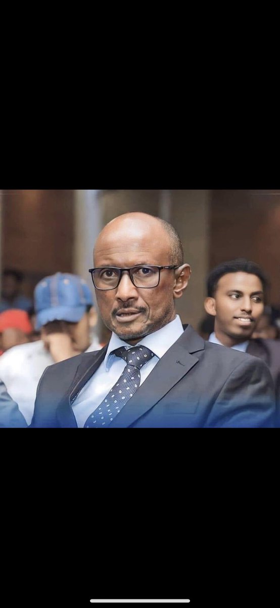 sweetaaliya's tweet photo. It’s really shocking to learn that the New Governer they replaced with #Jayte is nothing but Pure AS, and his big children are also members of AS! Very sad tha we are misled. AS is property of some people both Somali and none Somalia https://t.co/kh0td4w7hH