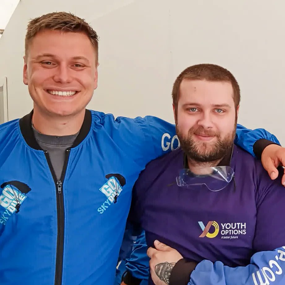 YouthOptions's tweet photo. What an incredible day Saturday was!
A massive congratulations and thank you to Matt, John, Honor, and our very own Katie for completing our sponsored skydive and raising a whopping £2,129.50 for Youth Options!
#charity #goskydive #makeadifference #fundraising #support https://t.co/rIpuveTOdR