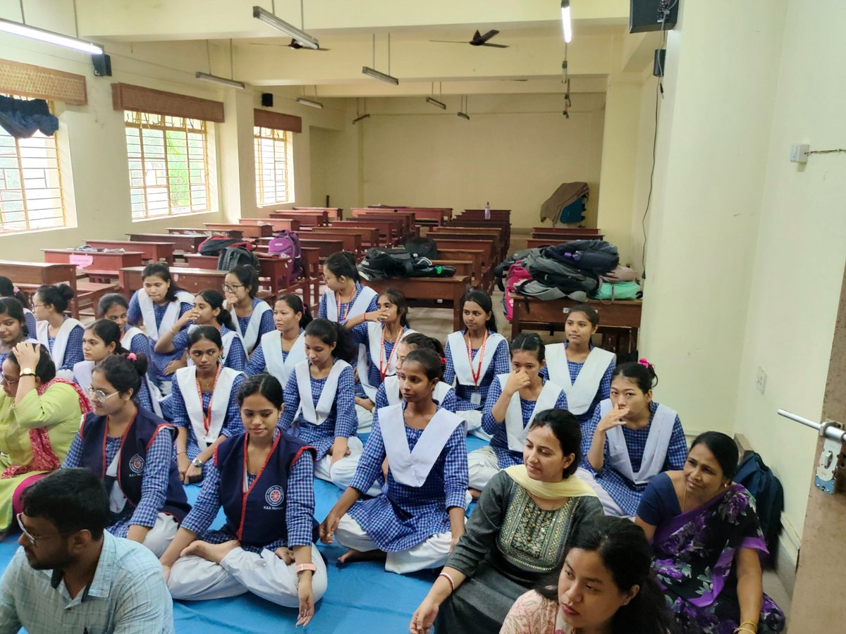 WSpolytechnic's tweet photo. Observing 9th International Yoga Day at Women's Polytechnic, Hapania today Students,NSS Volunteers, Faculty members were participate in the Yoga Program. https://t.co/SvdwvkjCWR