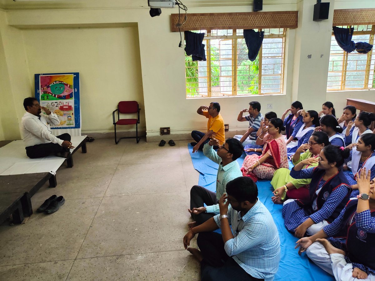 WSpolytechnic's tweet photo. Observing 9th International Yoga Day at Women's Polytechnic, Hapania today Students,NSS Volunteers, Faculty members were participate in the Yoga Program. https://t.co/SvdwvkjCWR