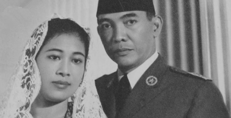 neohistoria_id's tweet image. Kisah cinta Soekarno, khilaf selingkuh hingga berkali-kali.

{sebuah utas}