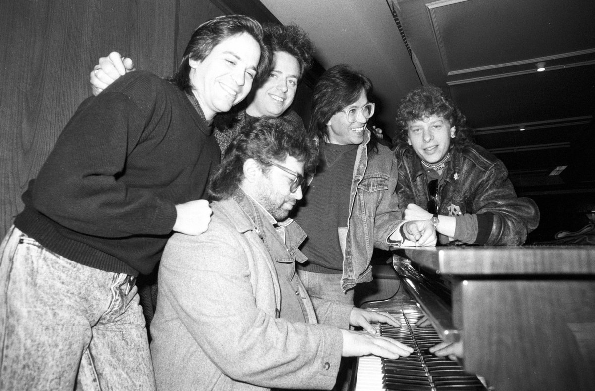 Barney Hurley on Twitter "Toto's Mike Porcaro, David Paich, Steve