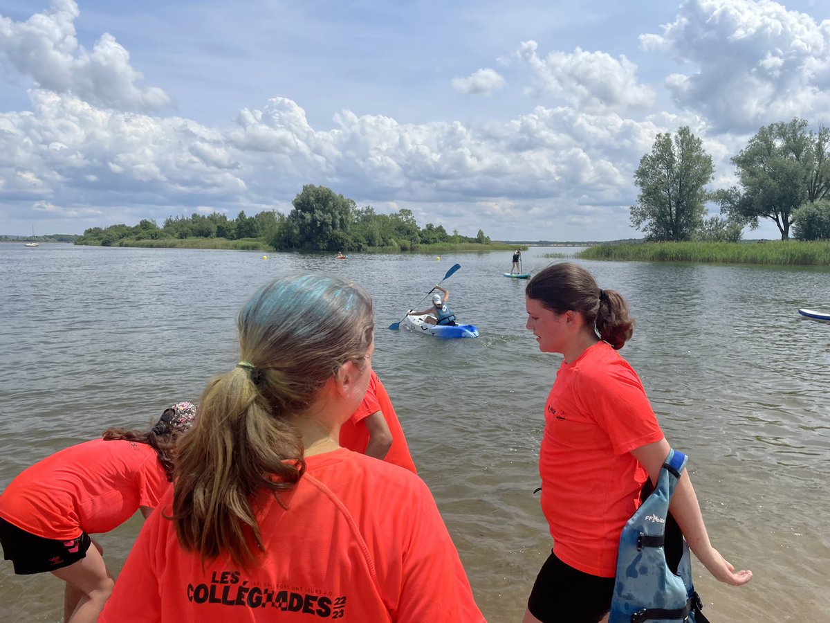 Aujourd’hui, au Lac de Madine, 500 collégiens participent à la finale des Collégiades ! 

Dans le cadre du label #TerreDeJeux2024, les Collégiades est un programme de manifestations 
sportives afin d’encourager les collégiens à la pratique sportive 💪