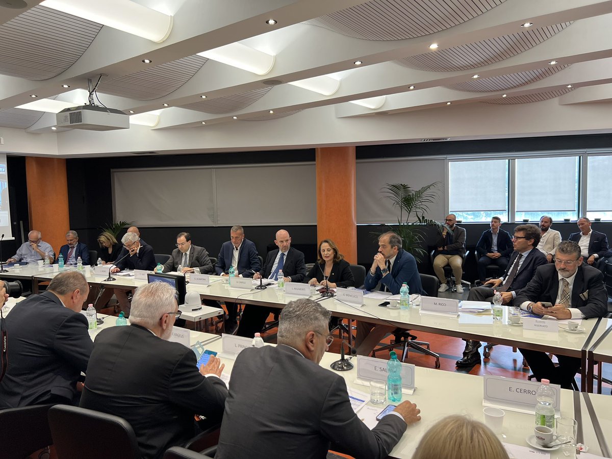 Aree industriali attrattive: oggi a Roma presentiamo il terzo rapporto sulla fiscalità locale, aggiornamento del monitoraggio sul carico impositivo fiscale delle aree industriali del #Lazio con <a href="/FondazioneBV/">FondazioneRiES</a> e contributo CCIAA #Frosinone #Latina 

#21giugno #Unindustria