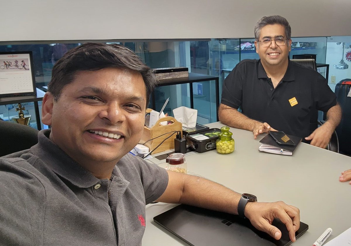 twitFromRup's tweet image. Had an amazing conversation with @SamparkSachdeva  So much to learn from this incredible professional. Meeting them, along with my colleague @abhirup_lahiri, was an absolute pleasure!

#InspiringConversations #ProfessionalGrowth #SamparkSeSampark #business #inpiration #LinkedIn