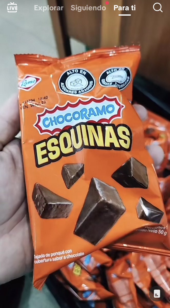 Qué es lo mejor del Chocoramo? Las esquinas.

Qué hizo Ramo? Darnos un paquetico de esquinas de Chocoramo.