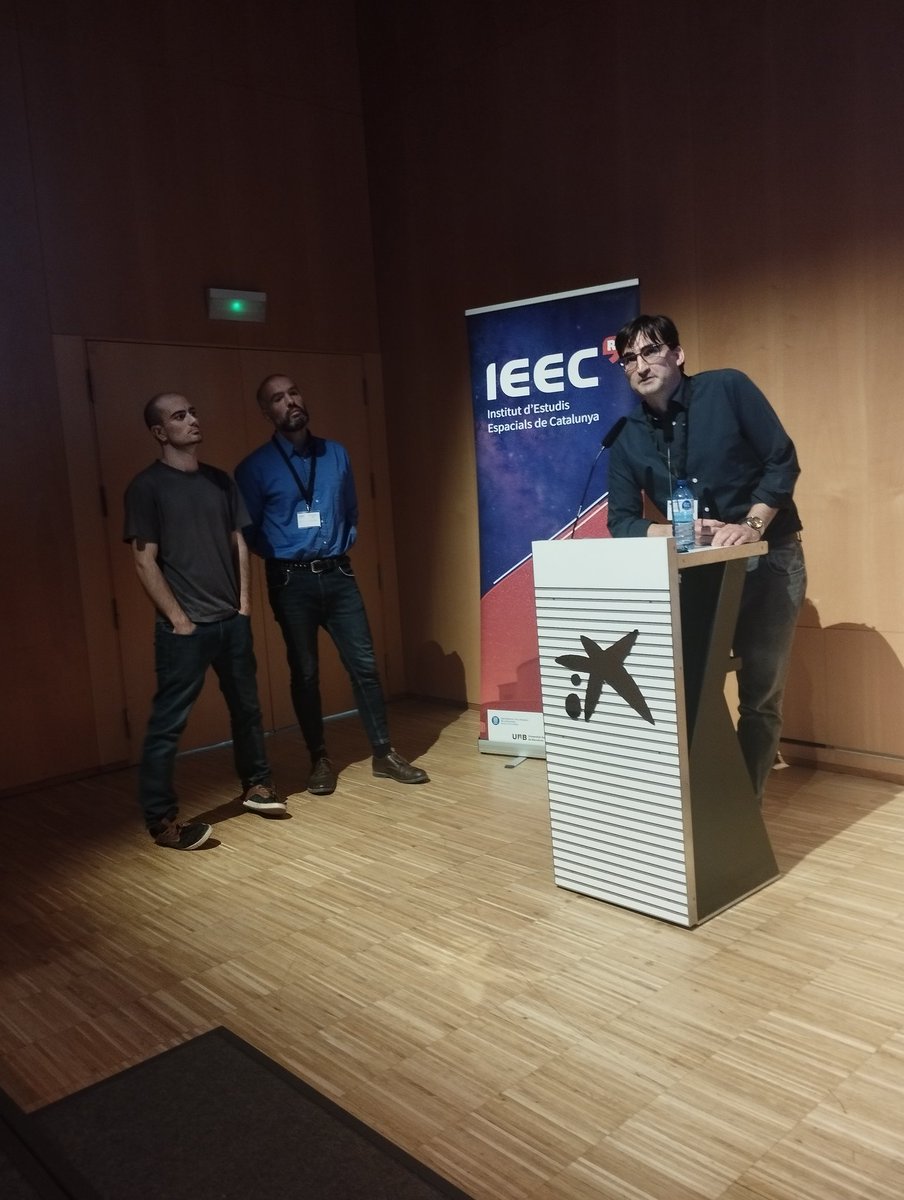 IEEC_space's tweet photo. Una gran varietat de temes a la segona sessió del #FòrumIEEC2023 🛰️
#JUICE amb Luisa Lara (@iaa_csic), #DART i #HERA amb Josep M. Trigo (@ice_csic-#IEEC), #PhotSat amb Ignasi Esteva, Guillem Anglada i Carles Sierra (@ice_csic-#IEEC) i #C3SatP amb Juan Ramos (@la_UPC-#IEEC). https://t.co/5cA9gK0Qqr