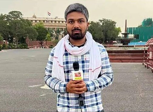 ChandanSharmaG's tweet photo. आज आपको यह तय करना है कि आप किसके साथ है.?

#GoBackStalin From Our Bihar
मनीष कश्यप जो बिहार का बेटा है, अब वह जनता की अदालत में है!

👉 आप किसे चुनेंगे.? 
मनीष कश्यप को या तमिलनाडु के तानाशाह मुख्यमंत्री स्टालिन को.? फैसला आपके हाथ में है! https://t.co/uwtPFMmKOC