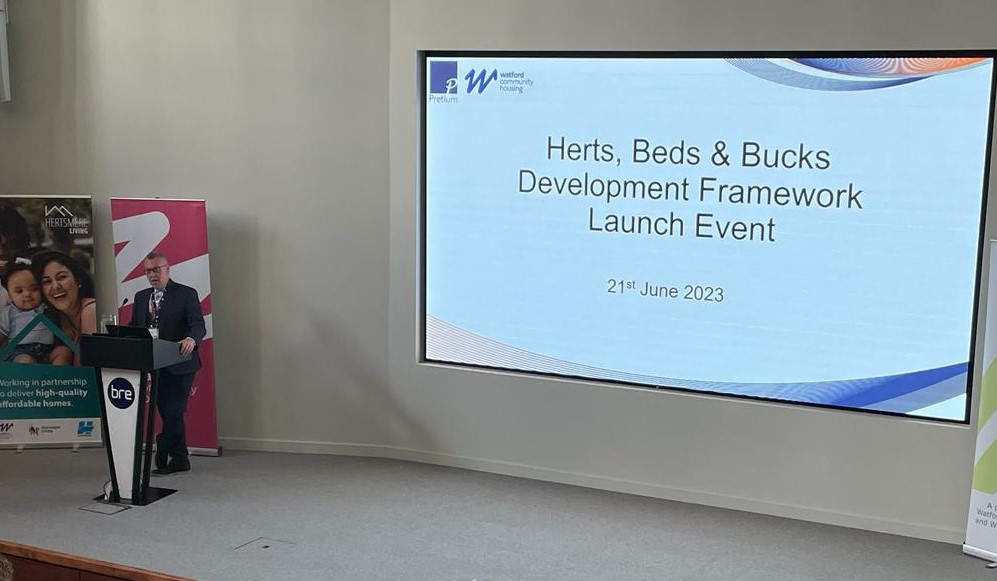 pretium_1's tweet photo. We launched a new one-stop-shop development framework with @watfordgateway today, covering Herts, Beds, Bucks, adjoining counties, and north London. Email HBBDevelopment@pretium.co.uk for more. #development #ukhousing https://t.co/MspcJHma6k