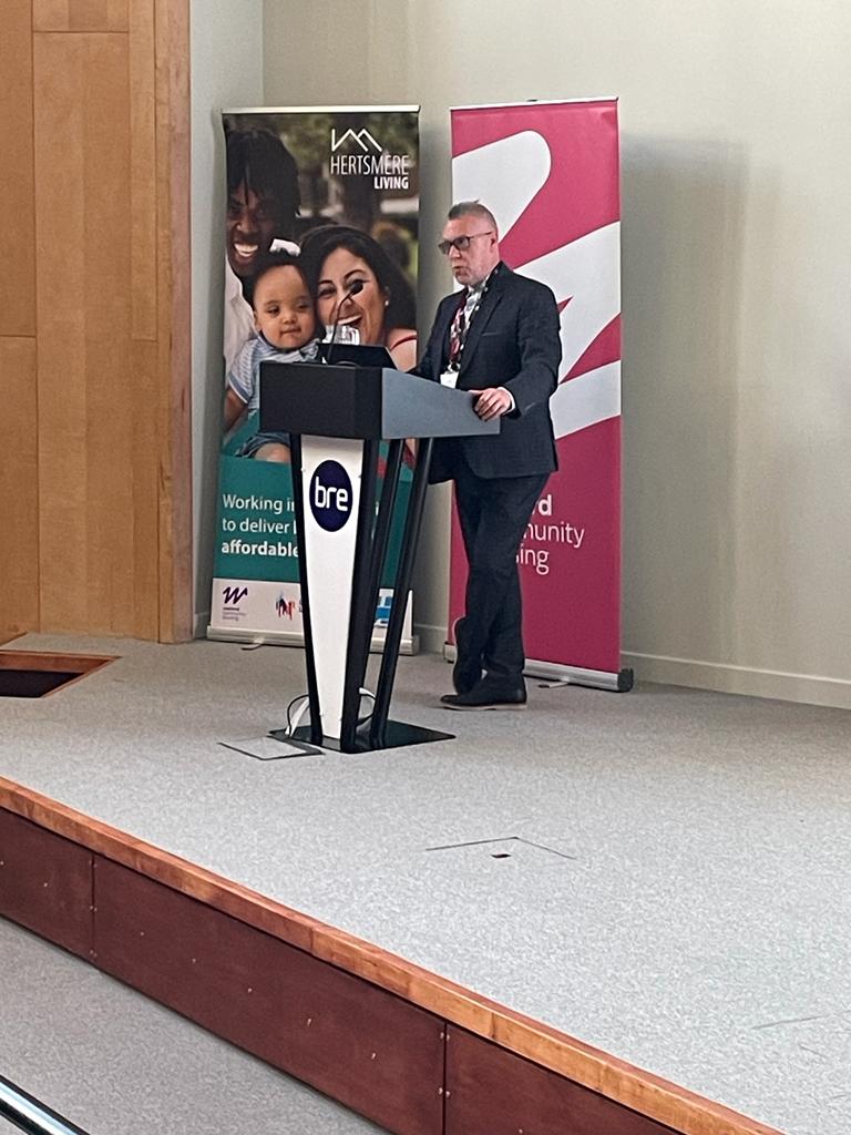 pretium_1's tweet photo. We launched a new one-stop-shop development framework with @watfordgateway today, covering Herts, Beds, Bucks, adjoining counties, and north London. Email HBBDevelopment@pretium.co.uk for more. #development #ukhousing https://t.co/MspcJHma6k