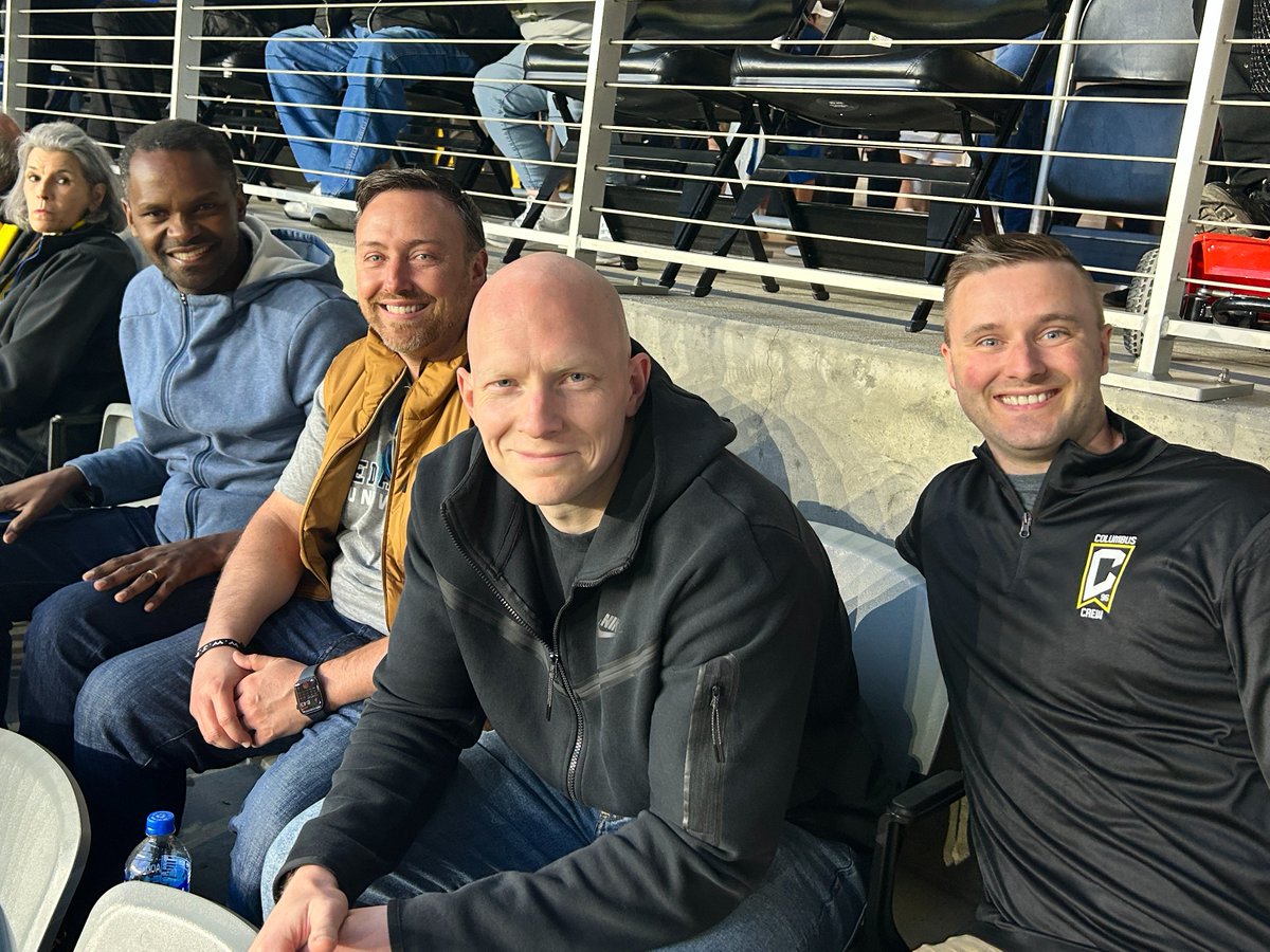 Send Columbus tweet media