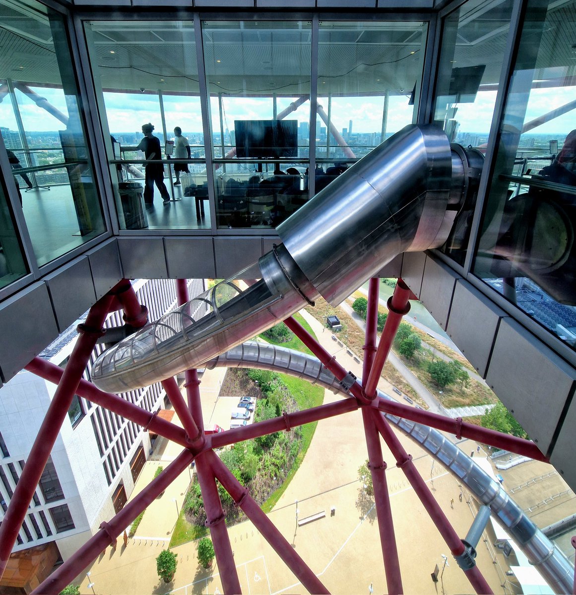 Located in Stratford, London, the ArcelorMittal Orbit is the world's longest and tallest tunnel slide!

At 178 metres long, a 40 second ride takes guests up to speeds of 15 miles per hour as they twist around the UK's tallest sculpture 12 times!

Have you taken a ride?