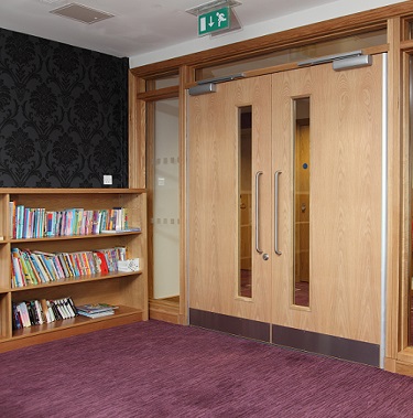 EnfieldDoorsUK1's tweet photo. 4 Tips for Fire Door Safety in Schools: read our #guide on specifying &amp; maintaining #firedoors in education, with info on #fingersafe and glazing and #hygiene options: https://t.co/kKEtBKaf8y

#refurb #newbuild #facilitiesmanagement #schoolbuilding #schools #specifier #toptips https://t.co/igjqDCxcXT
