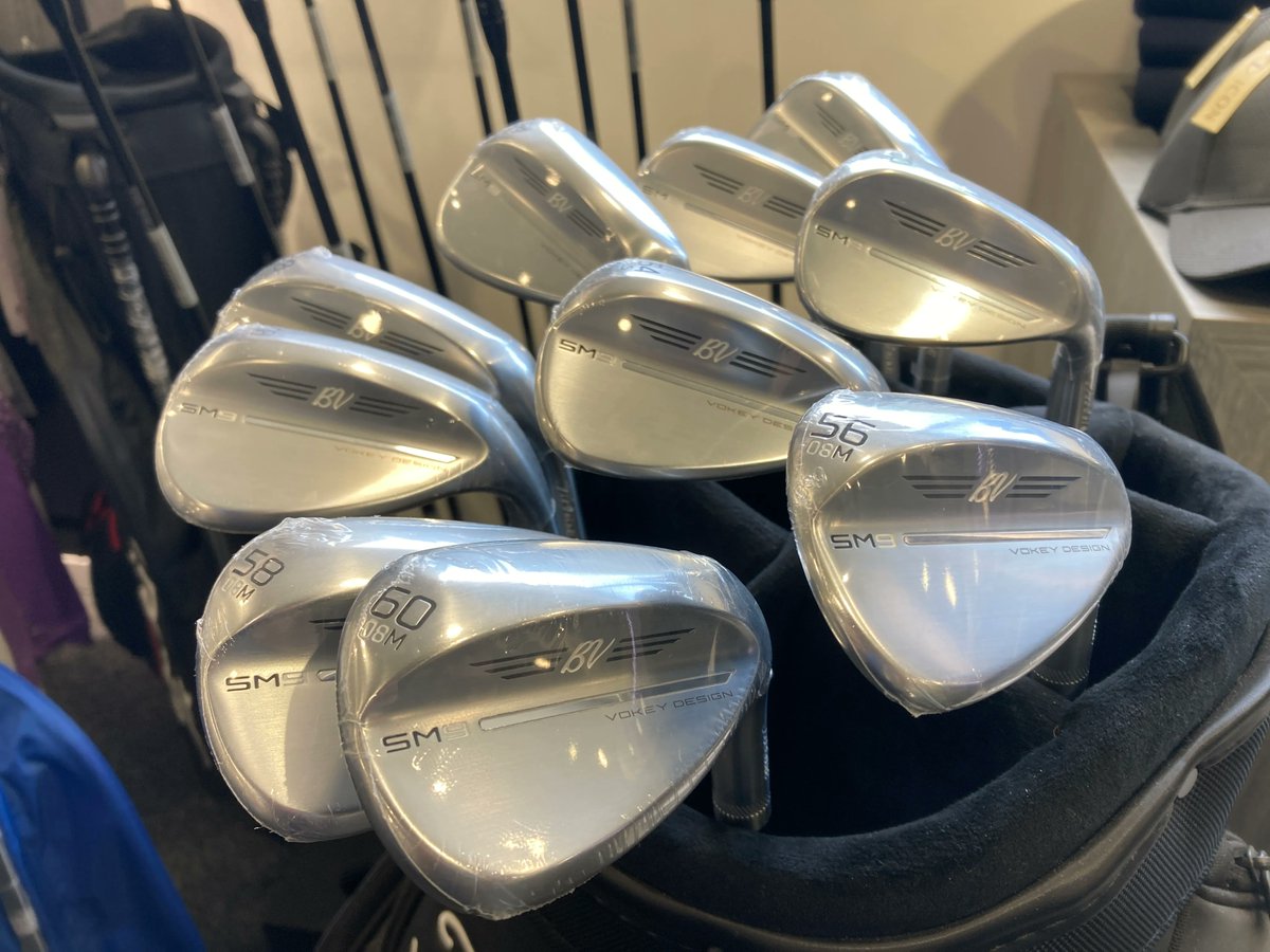 LBrotherhoodPGA's tweet image. Is it time you invested in some fresh grooves? 🤔 

Choose from a great variety of @TitleistEurope SM9 loft, bounce and grind options in store and find the best wedge setup for your game this season ✅

#titleist #SM9 #grooves #fresh #new #pgapro #golfshop