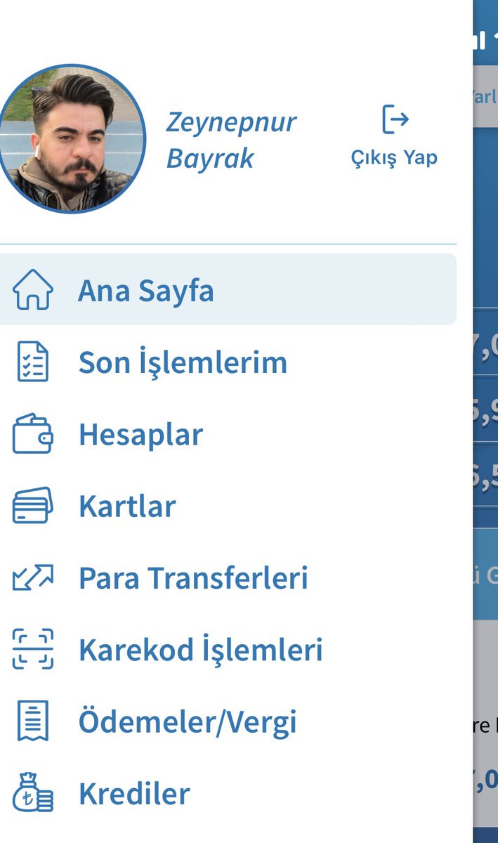 aybusde's tweet photo. Banka hesabıma erişip profile kendi fotoğrafını koymuş Allah dolandırıcının da akıllısını versin https://t.co/4uPH3OWE73