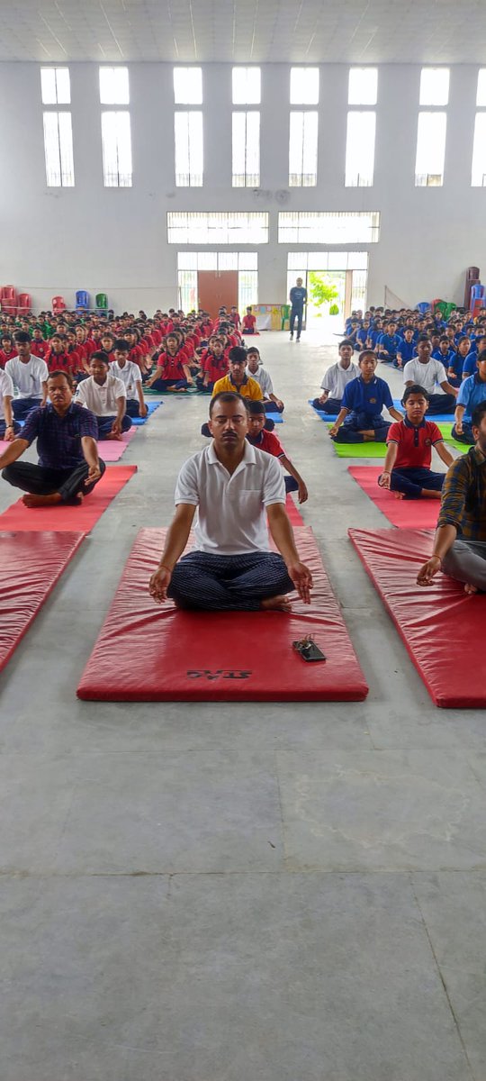 force64134's tweet photo. Celebration of 9th INTERNATIONAL YOGA DAY by school staff members &amp; students of KV NO.1 AFS JORHAT #IDY2023 #G20India @KVS_HQ @GuwahatiKvs @cbseindia29 @dpradhanbjp @PMOIndia https://t.co/226Kjuhl08