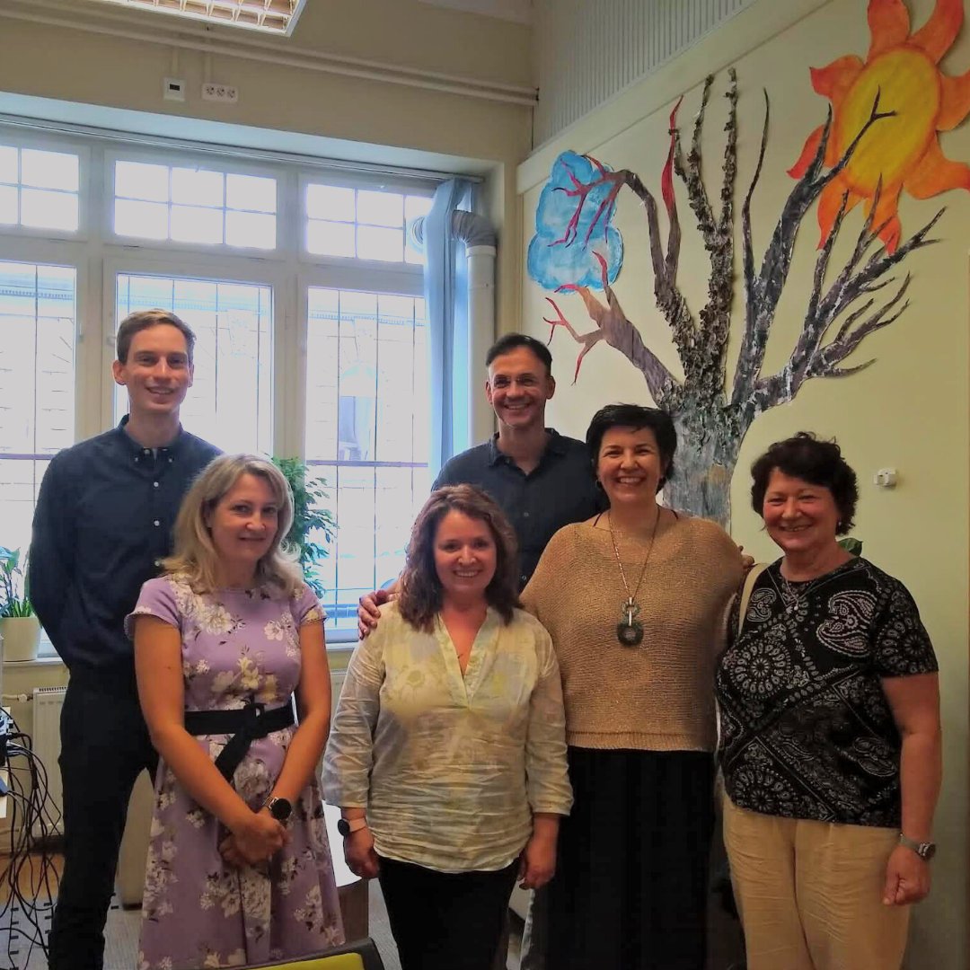 VictimSupportEU's tweet photo. 📍This week, VSE Deputy Director, Aleksandra Ivankovic, was visiting Hungary 🇭🇺, where she met with the two VSE members in Hungary - Feher Gyuru and the Ministry of Justice.
#VictimSupportEU #SafeJustice #EUVictimsRights #ShapingVictimSupportTogether #EUVictimsRightsDirective https://t.co/q9pnS92Vtd