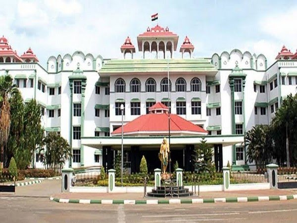 ANI (@ani) on Twitter photo Tamil Nadu | Madurai Bench of Madras High Court appreciates IG South Zone, Asra Garg for starting the system of recording the statements of witnesses using audio-video means in cases of heinous crimes. Tamil Nadu | Madurai Bench of Madras High Court appreciates IG South Zone, Asra Garg for starting the system of recording the statements of witnesses using audio-video means in cases of heinous crimes.