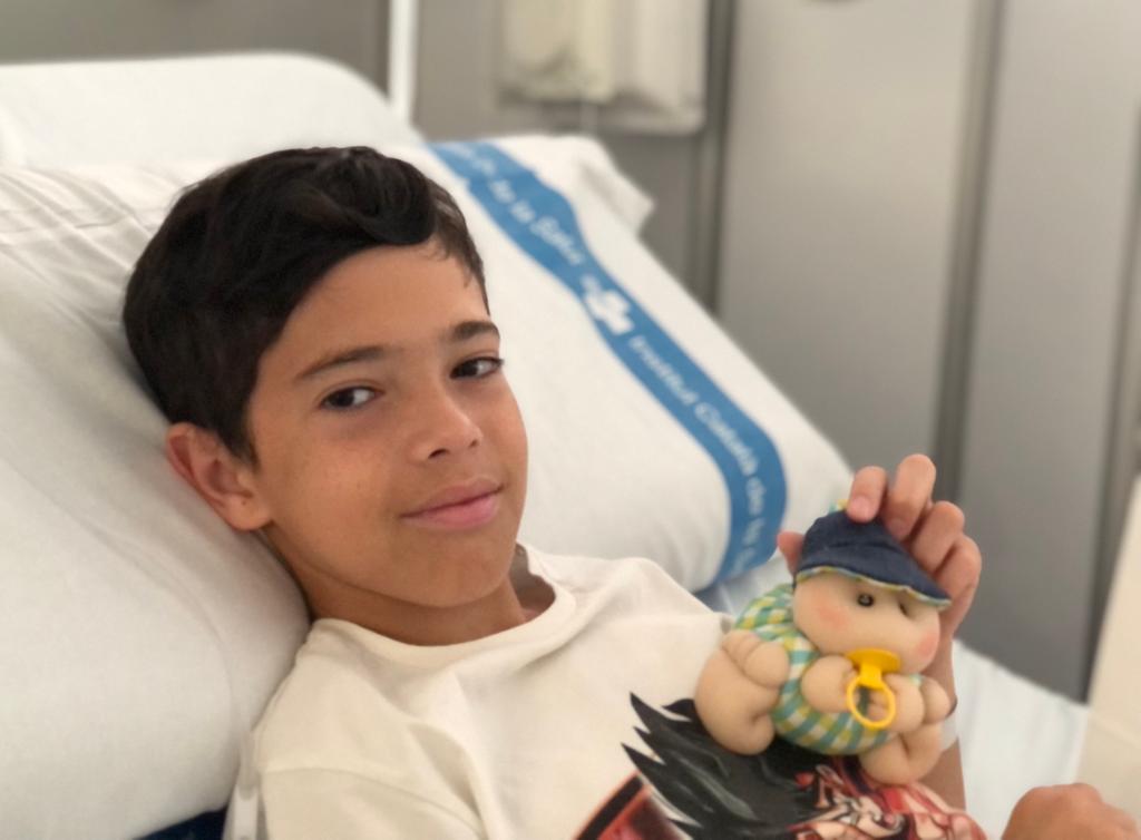 La Dana i el Nacho han rebut els darrers ninos de la campanya #PetitsSomriuresGransEmocions. Durant 92 dies, l’equip de #VallHebron i la <a href="/bcnpidfound/">BCN PID Foundation</a> han repartit als infants amb immunodeficiències primàries  100 ninos únics fets a mà per la Milagros durant la pandèmia.

Gràcies!