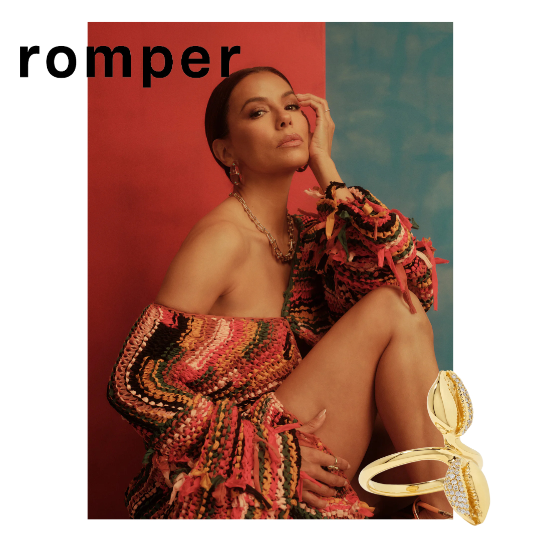 Beaming seeing @evalongoria in our Le Cauri Endiamanté Ibeji Ring for @romper magazine's June cover story

Thank you @tiffanyreid ✨✨

#Evalongoria #romper #rompermagazine #almasika #finejewelry #universum #concentriccircles #emerald #emeraldring