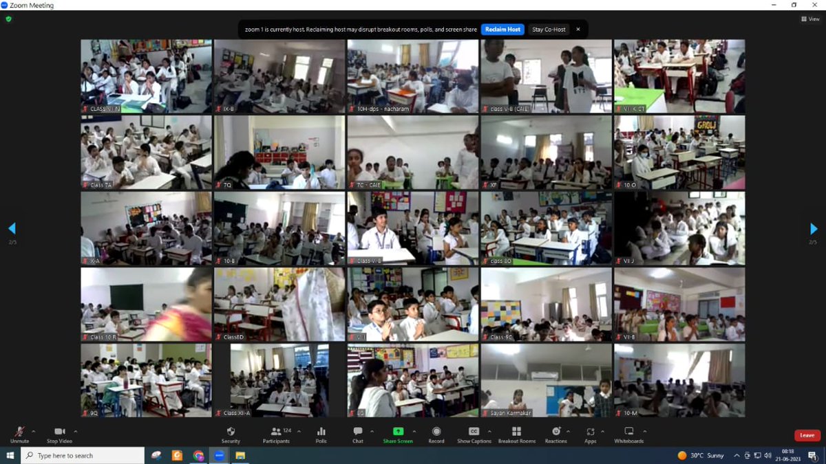 Today I've  conducted an online yoga session for #DelhiPublicSchool & #PallaviGroupOfSchools and 8300 students participated to experience #Yoga
Yes you heard it right 8300 students attended 
🔥🔥🔥 ❤️❤️🙏🙏🙏

This #IDY2023 Connect with #SadhguruAtUNESCO
Sadhguru.co/UNESCO