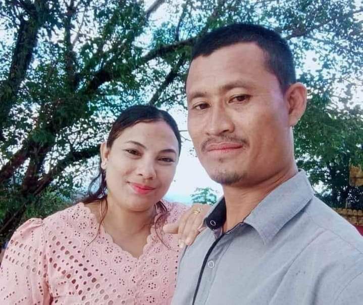 MaybomeM's tweet photo. SAC troops abducted the father of U Aung Phay, a leader of Dawei strike comittee in Pyinhtein village, Launglon tsp on 19th Jun. They captured total of 3 residents in Dawei district just within a day. #2023Jun21Coup #AcceptNUGRejectMilitary #WhatsHappeningInMyanmar https://t.co/aynnDK0TfQ