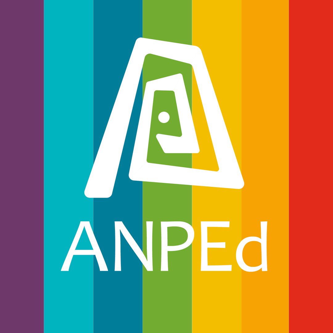 A ANPEd acredita e defende uma educação que conscientize indivíduos sobre a diversidade das formas de existir. Uma educação que preze pelo respeito e acolhimento às diferenças. Uma educação para todas, todos e todes. 

#EducaçãoeOrgulho #Educaçãoparatodes #Educaçãoportodes