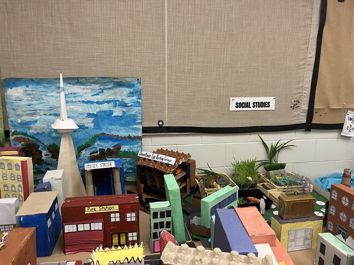 Military Trail Public School tweet media