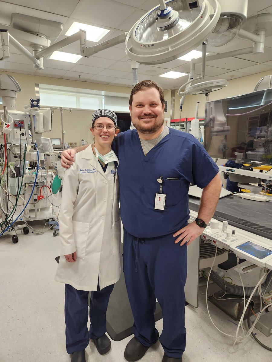My last case with the excellent @DanBLevinMD. He joined me for my first case @MUSC_EP 11 months ago. Privilege to work with him and hopefully teach him a few tips along the way. Best wishes in NM, we'll miss you here!!