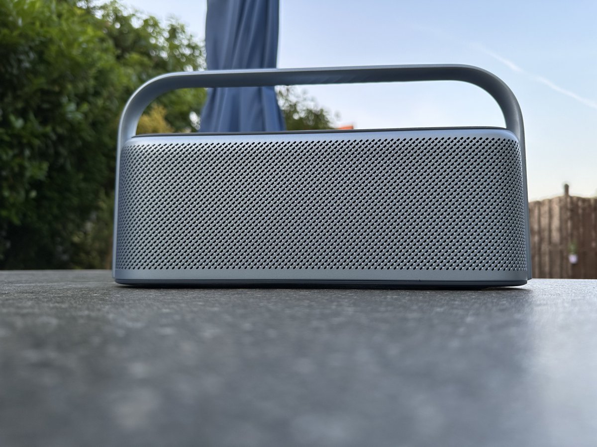 tempesta's tweet photo. So, seit heute auch wieder ordentlich Musik im Garten!
Die #MotionX600 klingt wirklich gut!
@AnkerOfficial @bloganker https://t.co/lXGK7yNNzC